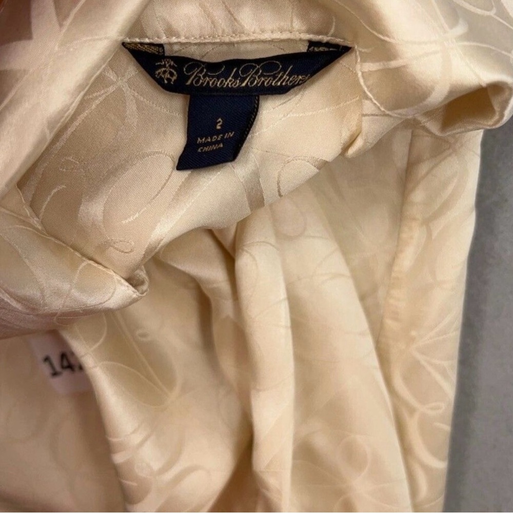 Brooks Brothers Shirt Womens 2 Cream Champagne Silk Monogram Jacquard Luxury - Picture 2 of 5